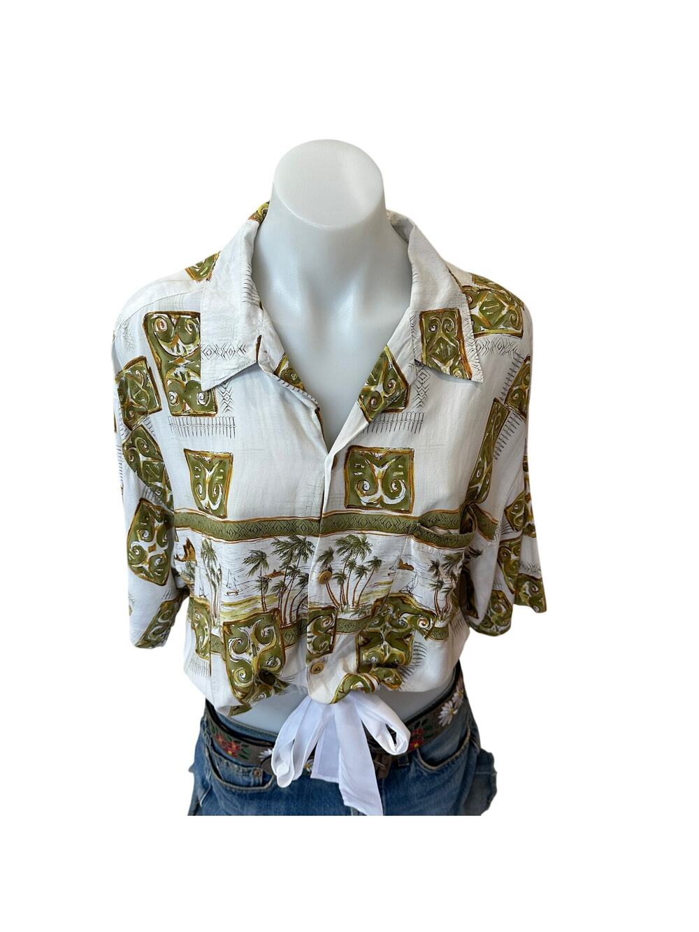 Hawaiian Shirt Tropical Button Down Crop Top One Size Oversized Unique Vacation